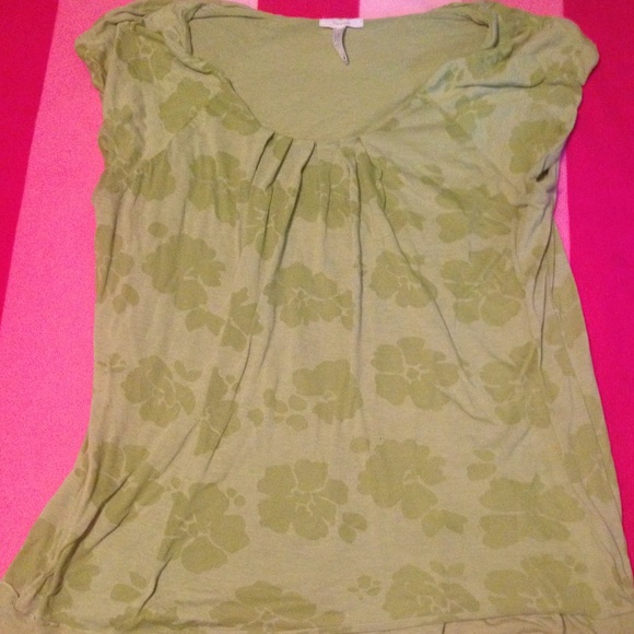 Green flower top