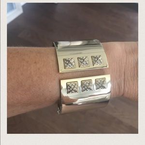 New Victoria's Secret gold cuff bracelet