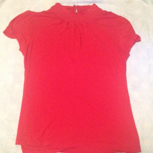 Red short sleeve turtleneck.