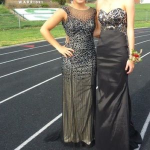 Long size 6 Jovani  in black