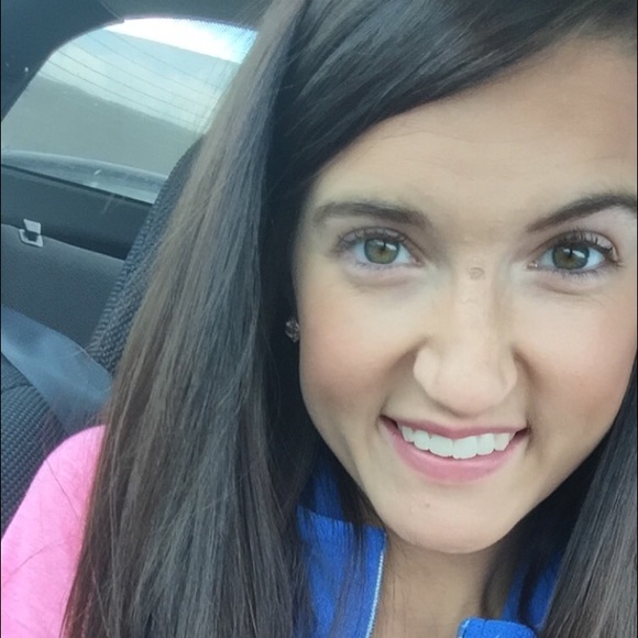 Meet your Posher, Kaitlyn - Picture 1 of 1