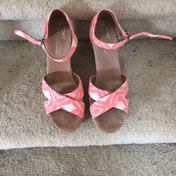 Toms cork wedges