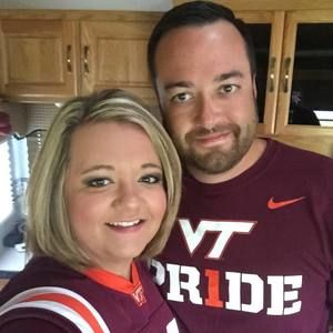 Meet your Posher, Lenzee