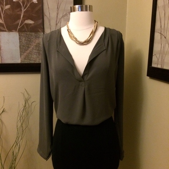 ❌SOLD❌Olive Chiffon Blouse