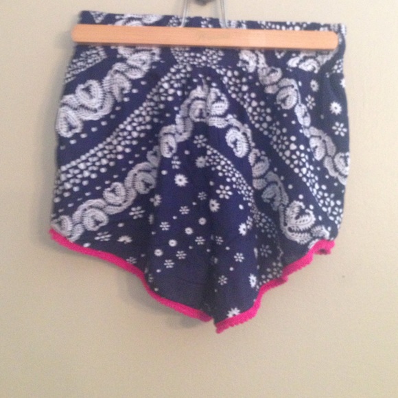 💙💗SUPER CUTE NAVY BLUE SHORT SHORTS!!!💗💙 - Picture 3 of 4