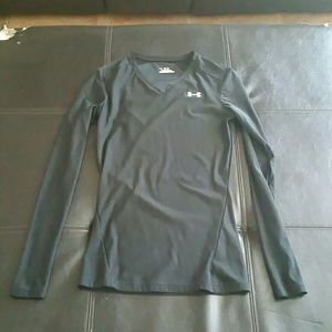 Black long sleeve under armour