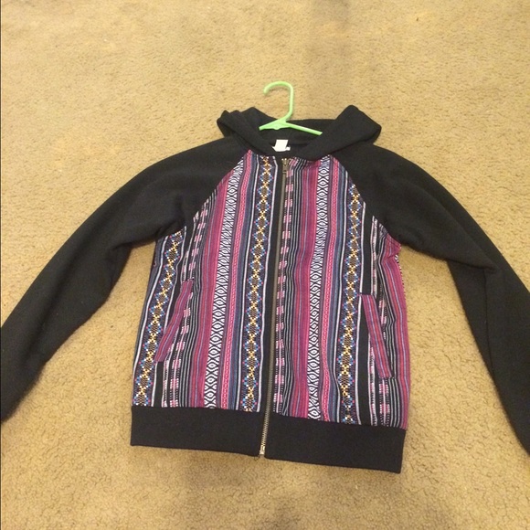 Tribal Print Zipup Hoodie