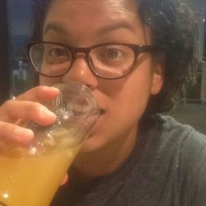 Meet your Posher, Cynthia