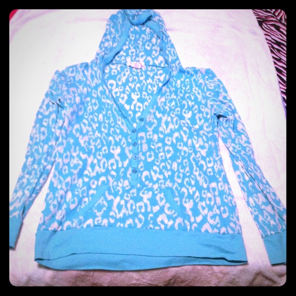 Long sleeve sweater
