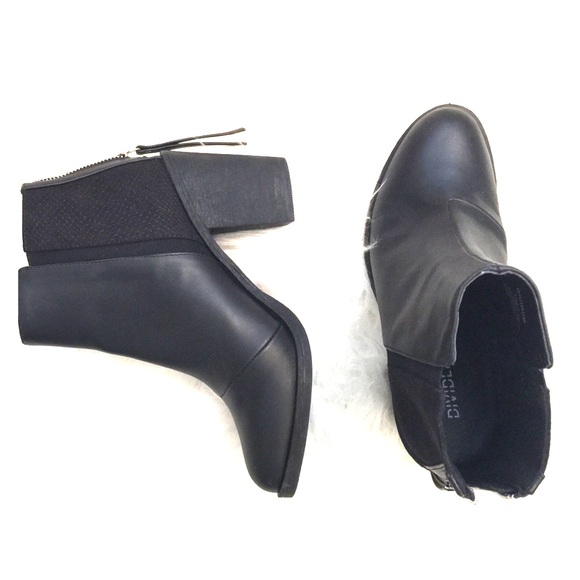 BRAND NEW h&m black faux leather booties