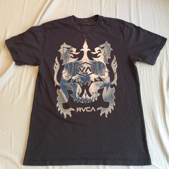 RVCA Graphic T-shirt Size M
