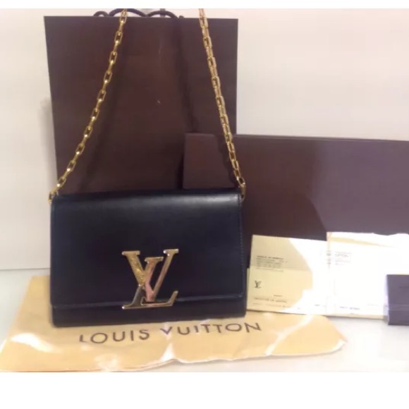 SOLD Discount available - Picture 2 of 4