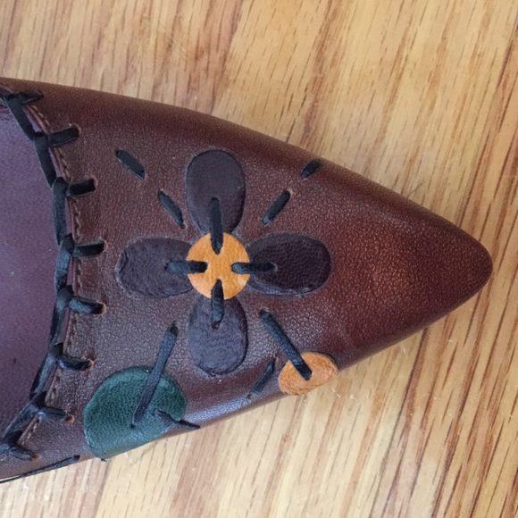 Designer Shoes - Picture 4 of 4