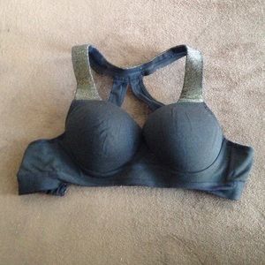 32 B black Vsx sexy sport bra