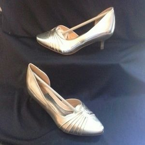 Size 8 Gold Metallic Open Side Kitten Heel