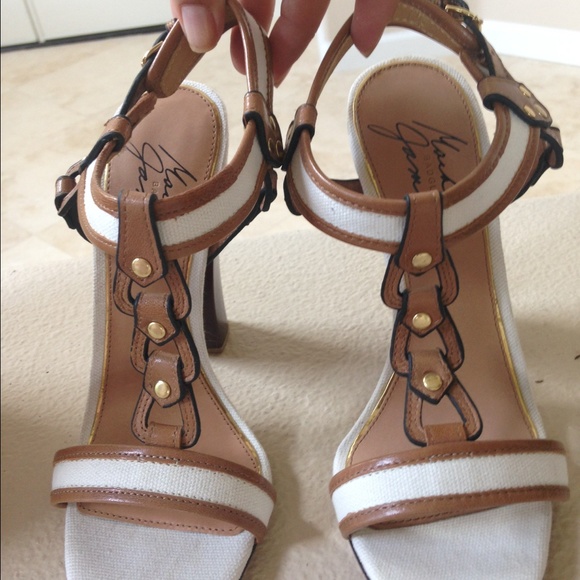 Badgley Mischka shoes size 5.5