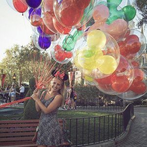 Meet your Posher, Emily