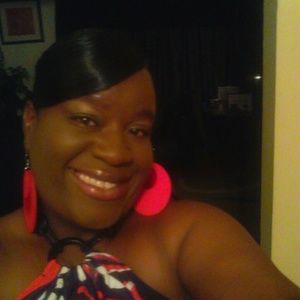 Meet your Posher, Candice
