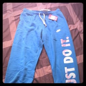 Brand new nike sweats