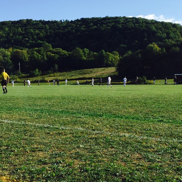 Meet your Posher, Mandi - Picture 1 of 1