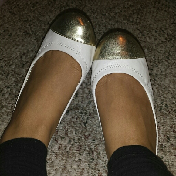 Ballet flats