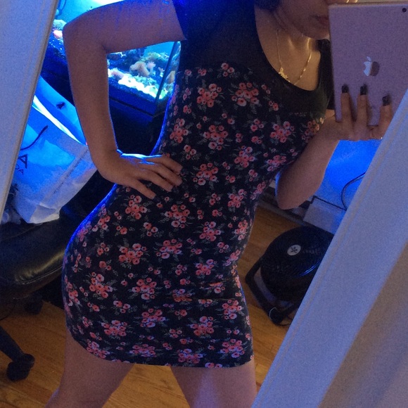 Flower dress body con