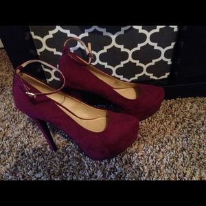 Wine colored suede pumps NEVER WORN