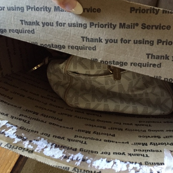 shipping - Picture 2 of 3