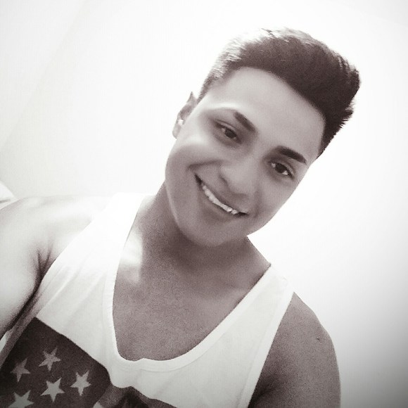 Meet your Posher, Javier