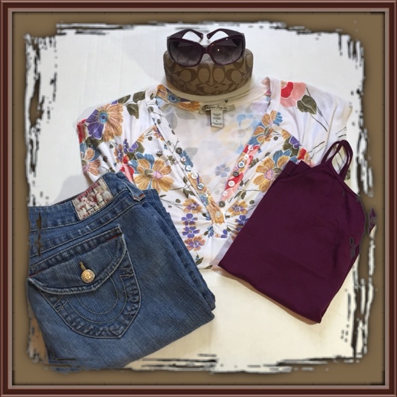 American Rag Tops - 🎉3FOR$20🎉 American Rag Floral top