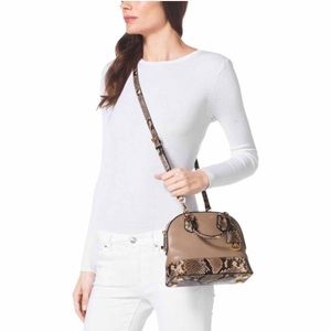 Michael Kors Smythe crossbody!~
