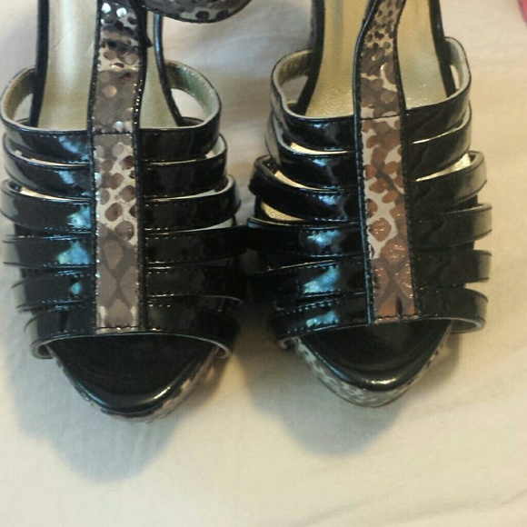 Heels - Picture 2 of 3
