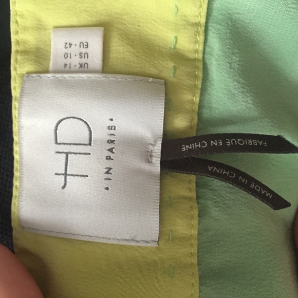 HD in pairs line tank top. - Picture 2 of 2