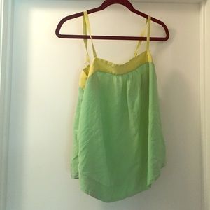 HD in pairs line tank top.