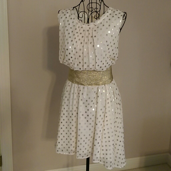Dress - Picture 3 of 3