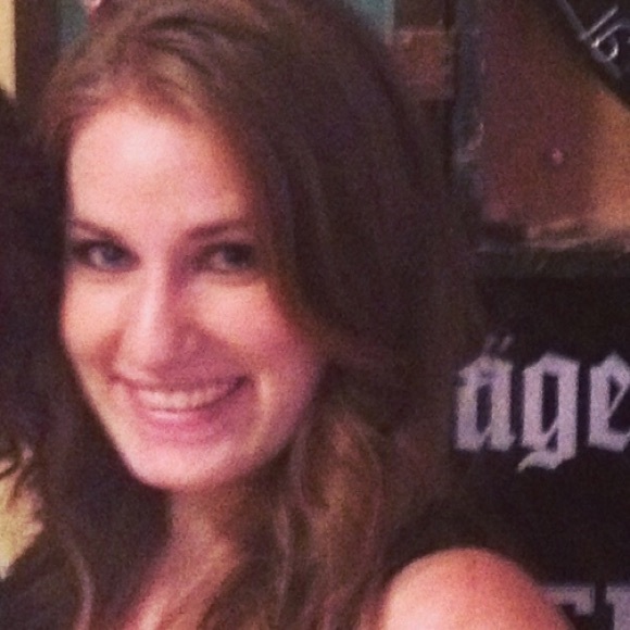 Meet your Posher, Lani - Picture 1 of 1