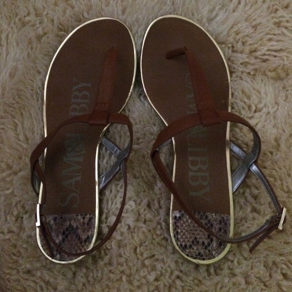 Cute, never worn Sam and Libby sandals