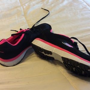Skechers lightweight sneakers