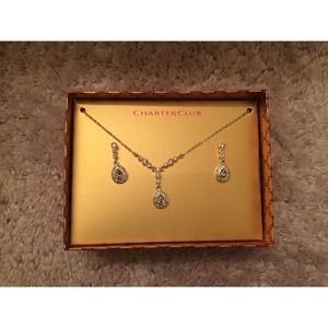BRAND NEW Charter Club pale pink necklace set