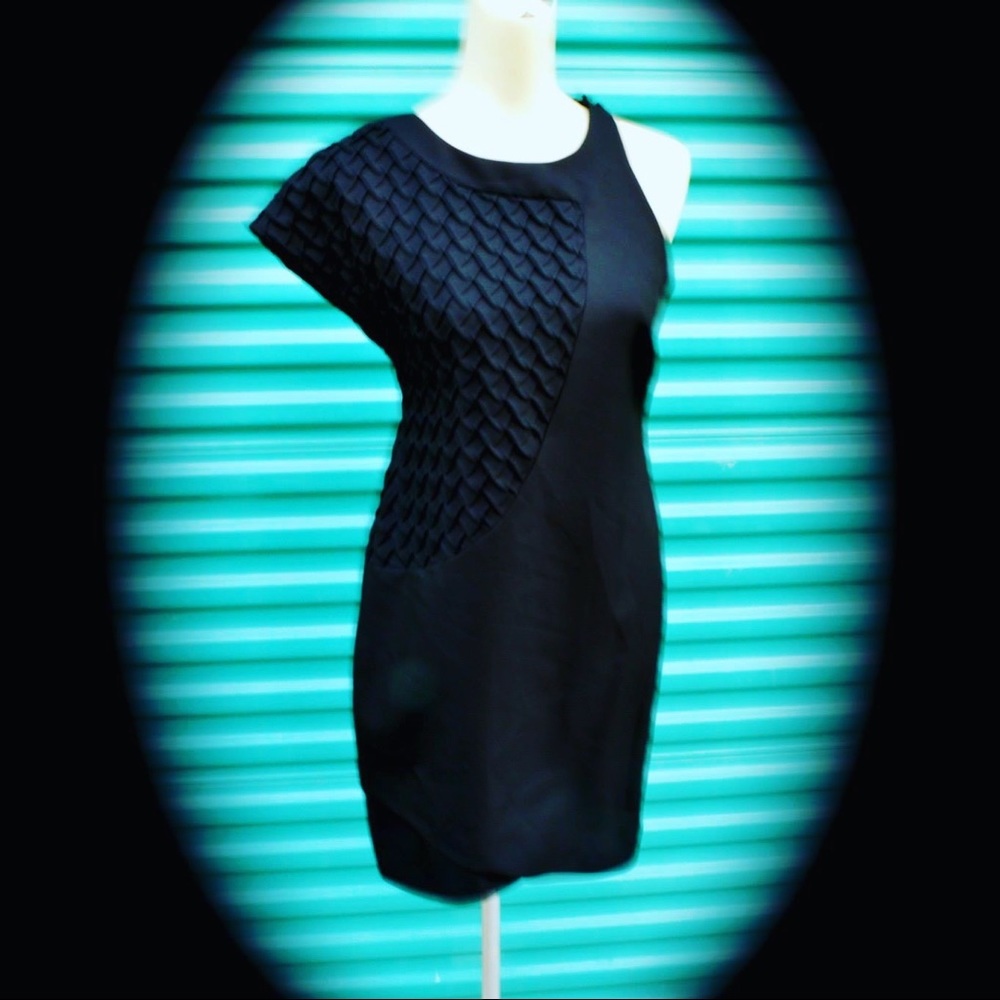 Little Black Dress💣💣💣