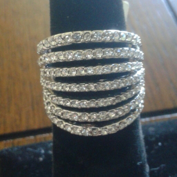 Park Lane RING - Picture 2 of 2