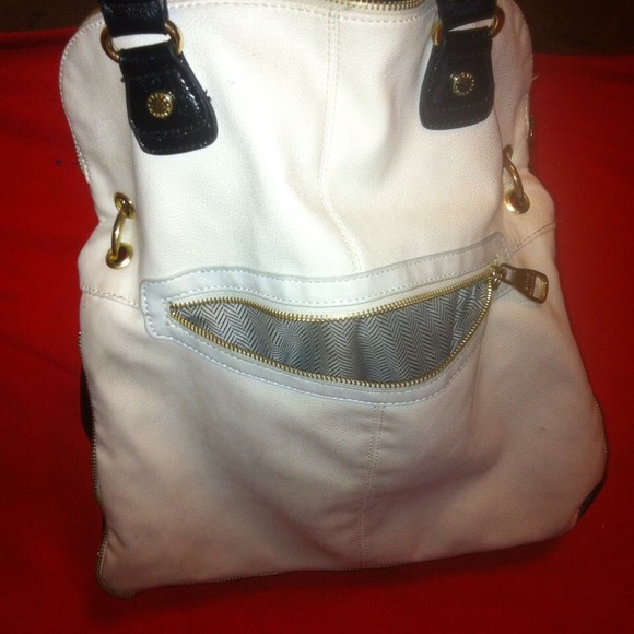 SOLD ON MERCARI!! SOLD!! SOLD! Sold!! - Picture 2 of 4