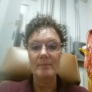 Meet your Posher, Pam