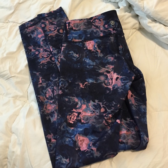 lululemon floral workout/yoga pants size 4!