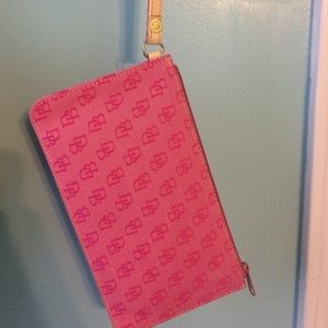Dooney and Bourke pink wristlet PERFECT condition!