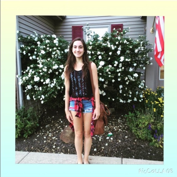 Meet Your Seller 💜 - Picture 2 of 4