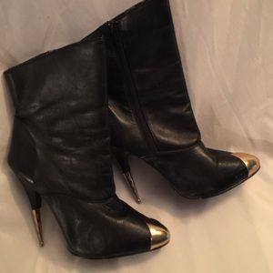 Vintage Wild Pair boots
