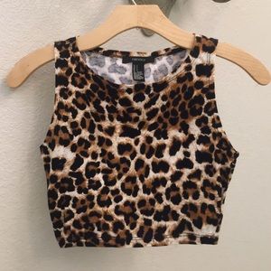 Cheetah crop top. NWOT