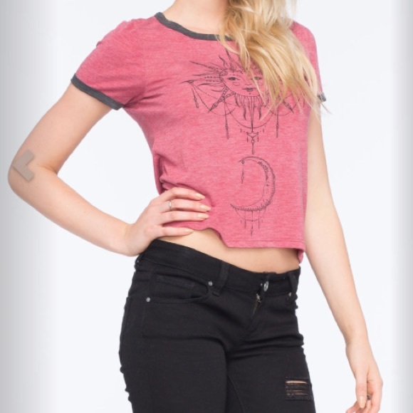 Cute Long Crop top - Picture 2 of 4