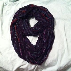 Infiniti scarf